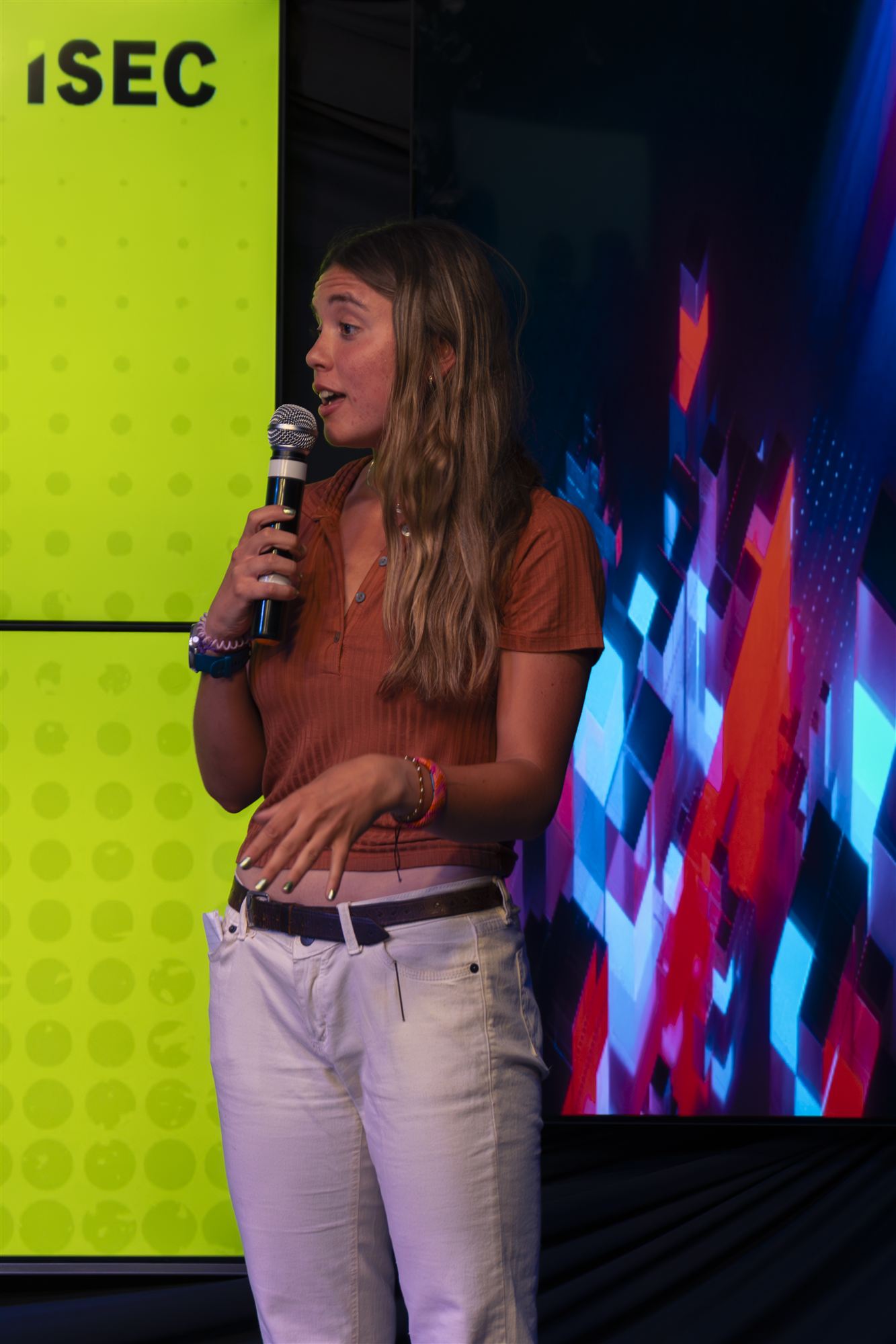 Mai Coletto Periodista
